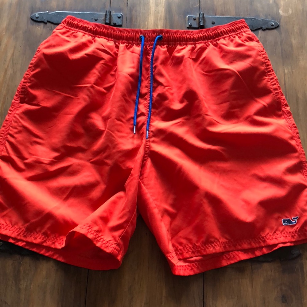 Vineyard vines men’s swim trunks